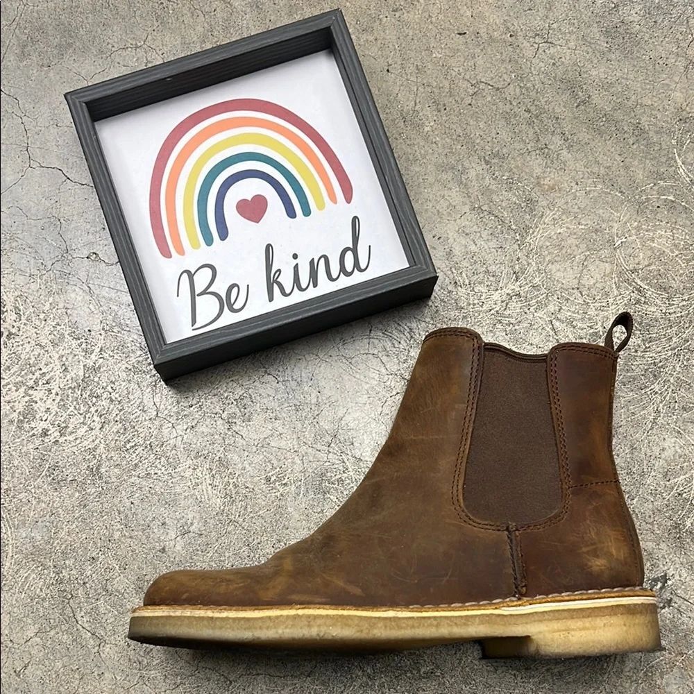 * Clarks Desert Peak Chelsea boots in beeswax leather